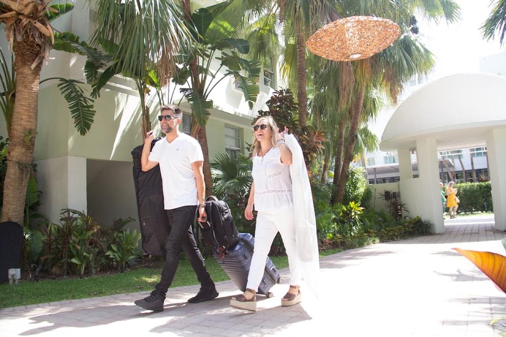 Dorchester Hotel & Suites Miami Beach Exterior foto