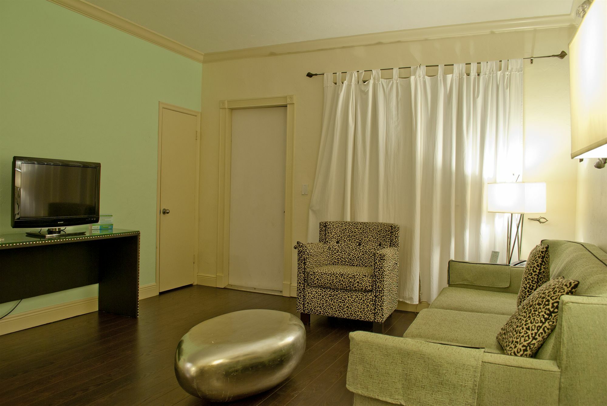 Dorchester Hotel & Suites Miami Beach Habitación foto